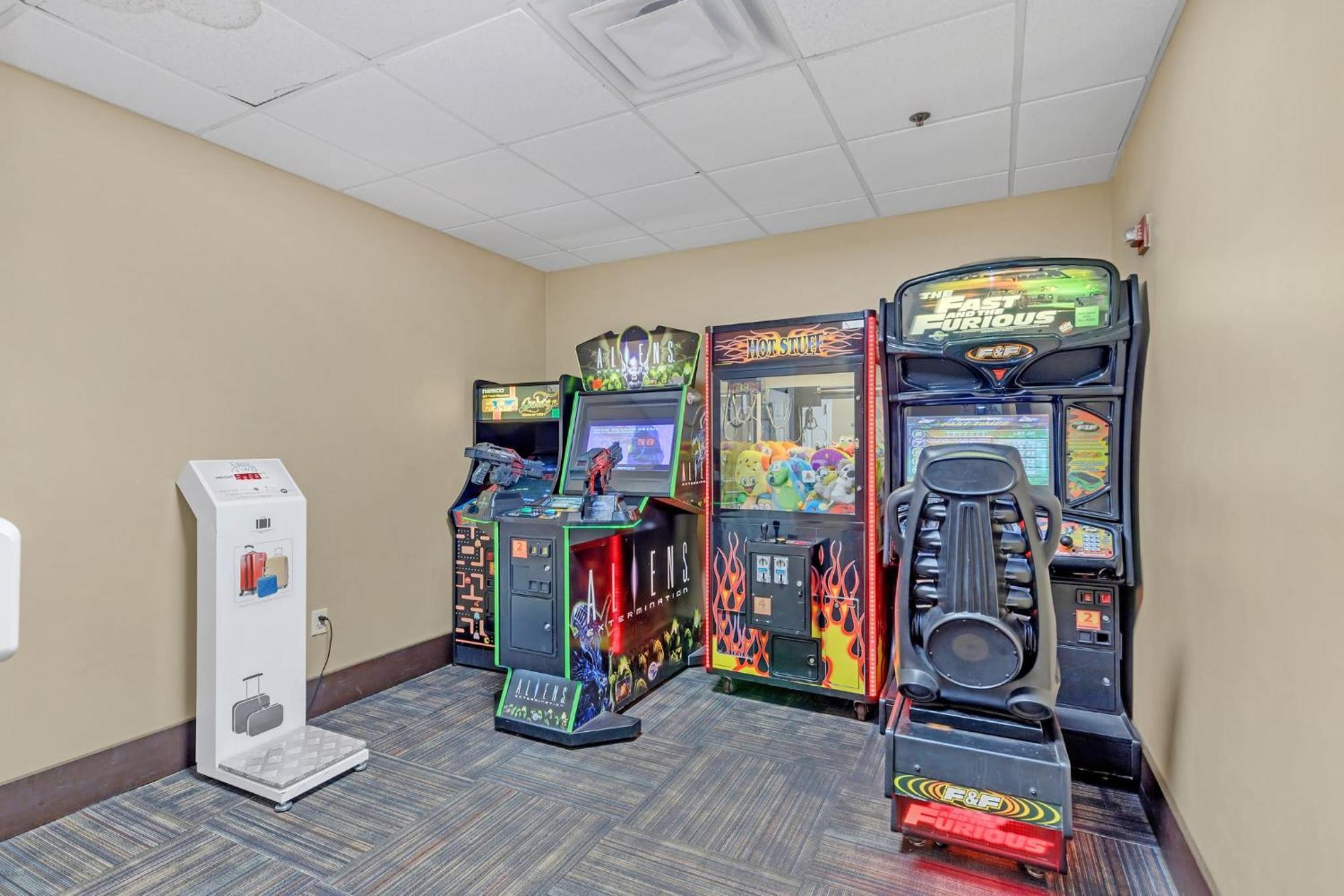 1Br 2 Queens Apt-Hotel With Pool, Hot Tub & Arcade, Near Disney & Universal! أورلاندو المظهر الخارجي الصورة